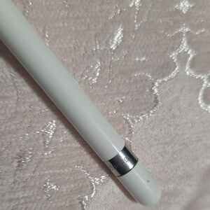 Apple White 1ST Generation Pencil
